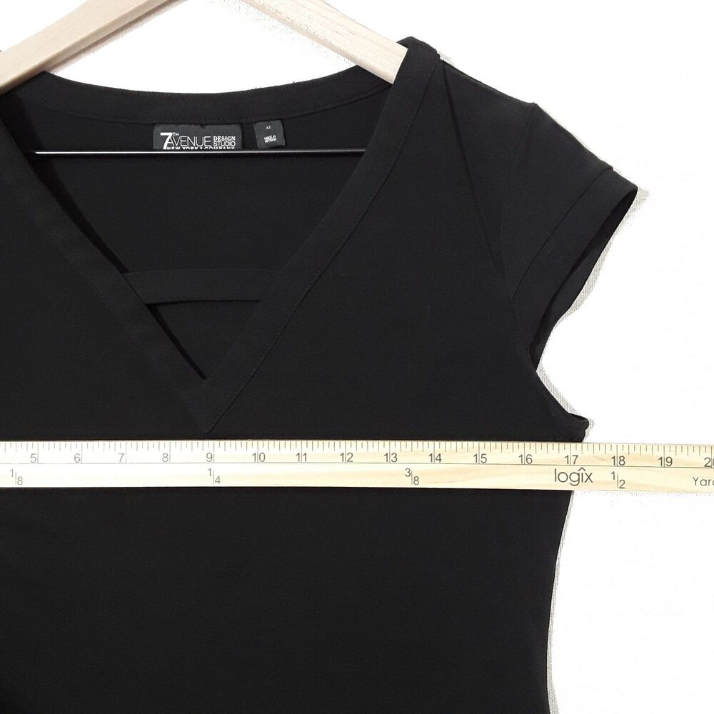 7th Avenue Size X-Small Top Solid Black Keyhole Neckline Cap Sleeves Stretch - Picture 8 of 9
